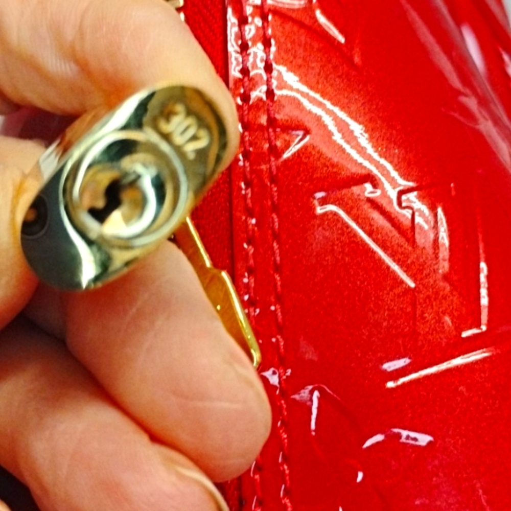 LOUIS VUITTON Vernis Red Patent Leather Alma PM Handbag COA - Picture 2 of 16